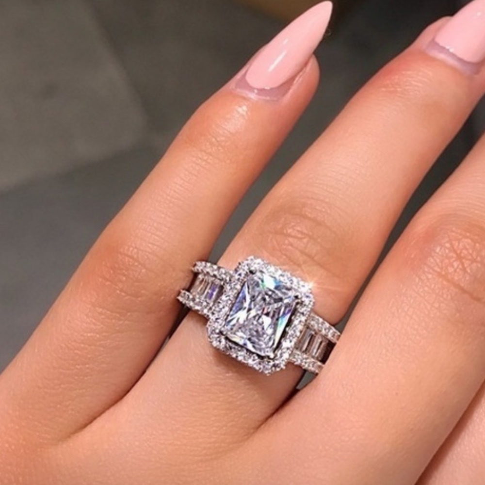 Luxury 18K White Gold Filled Sapphire Ring - Picture 2 of 7